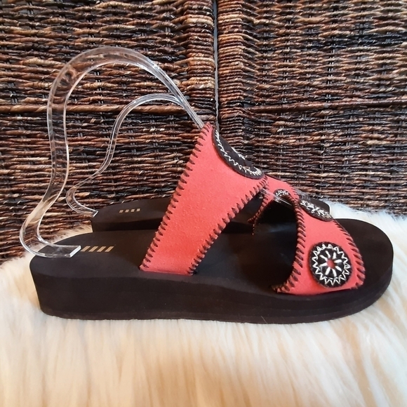 Lands' End 8M Slip On Embroidered Boho Ethnic Embroidery Slide Platform Sandals - Picture 3 of 5